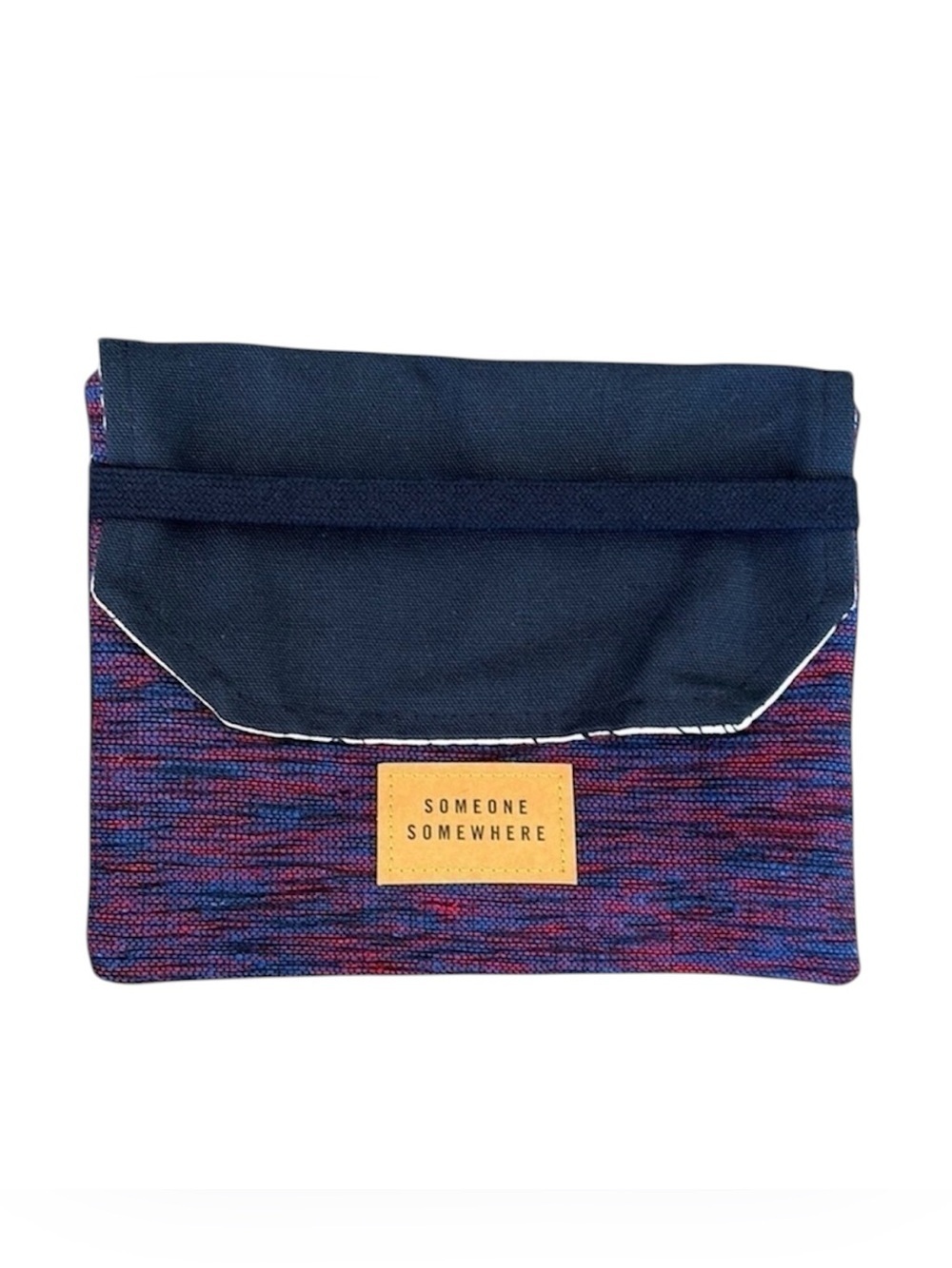 Delta One Someone Somewhere Travel Amenities Kit First Class in Red Blue Black